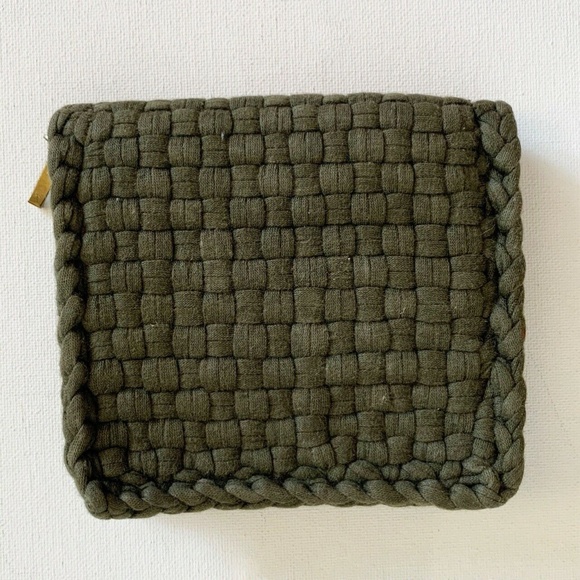 Rags to Riches Olive Green Square Wallet - Picture 4 of 8